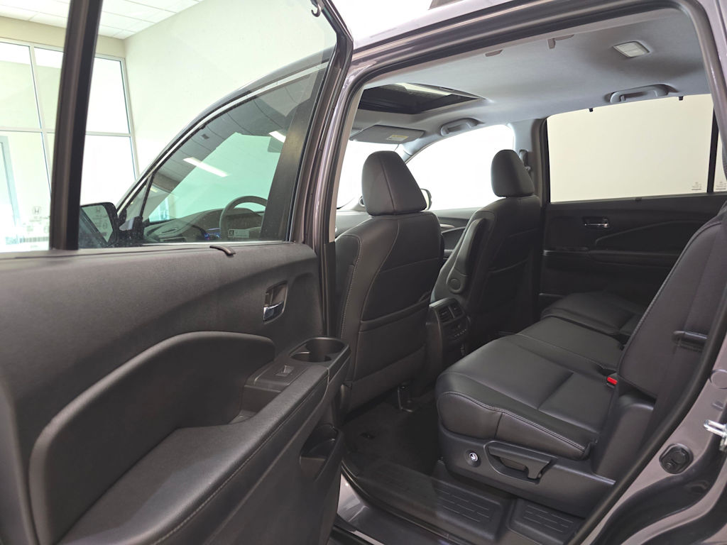Thumbnail: 2022 Honda Pilot - 29