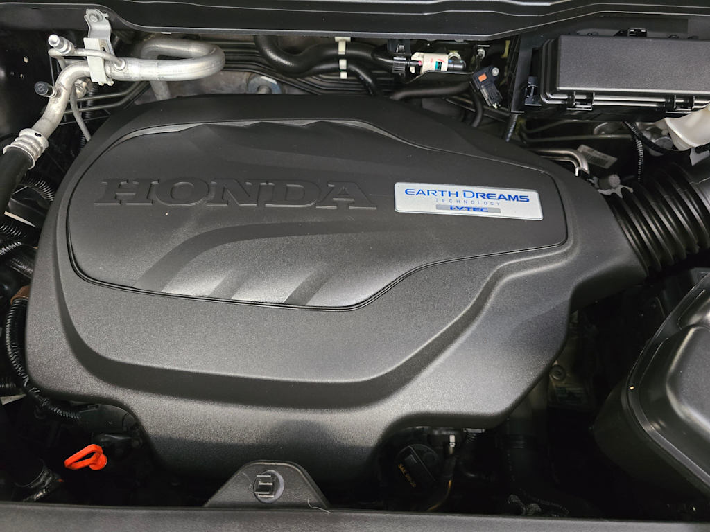 Thumbnail: 2017 Honda Pilot - 9