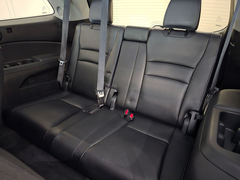 Thumbnail: 2017 Honda Pilot - 31