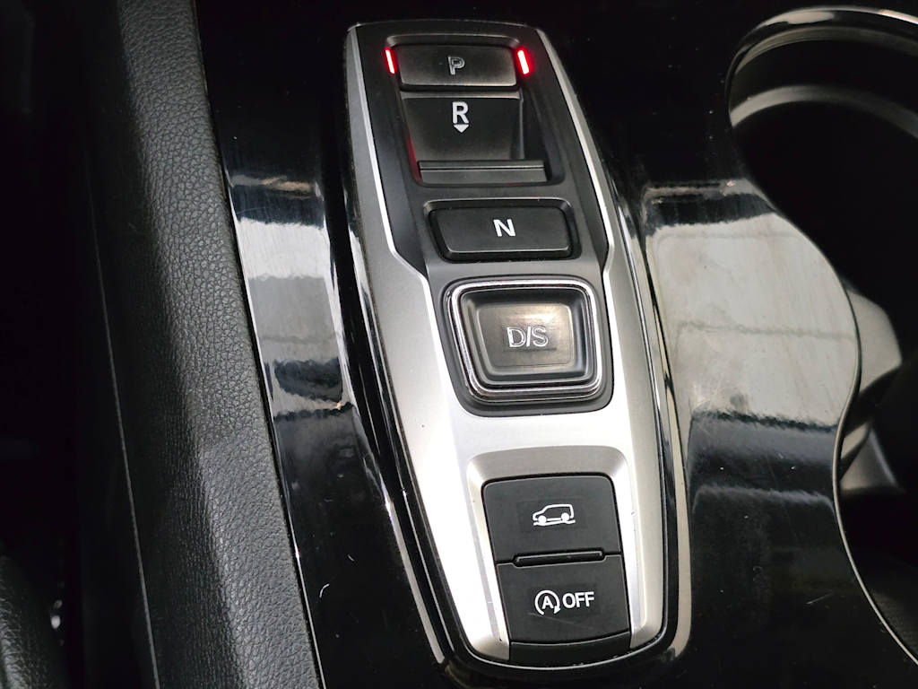 Thumbnail: 2017 Honda Pilot - 17