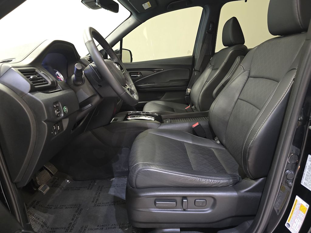 Thumbnail: 2020 Honda Passport - 11
