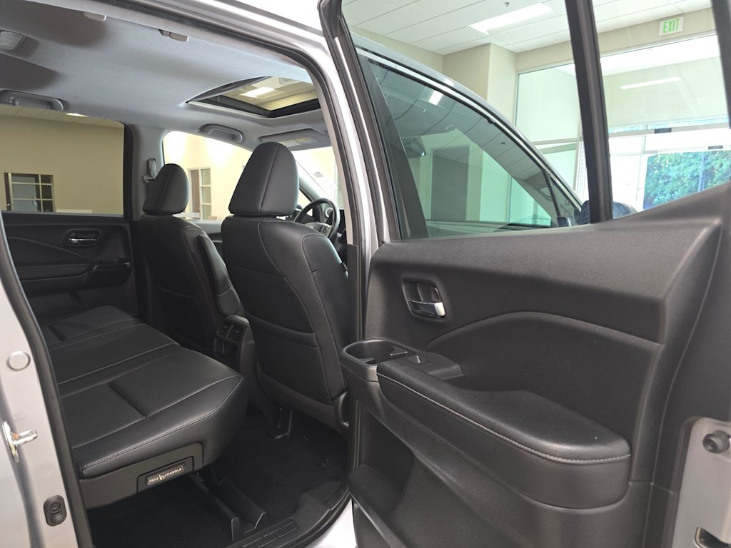 Thumbnail: 2019 Honda Ridgeline - 12