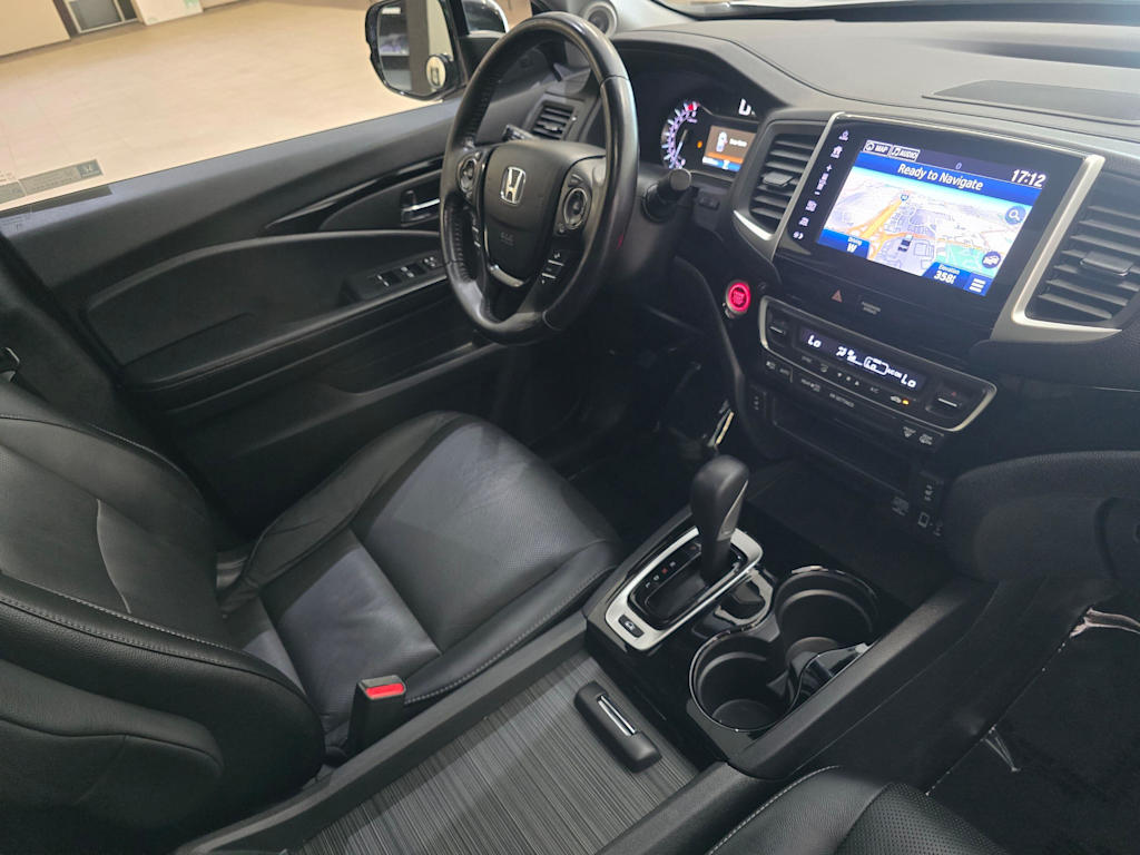 Thumbnail: 2019 Honda Ridgeline - 32