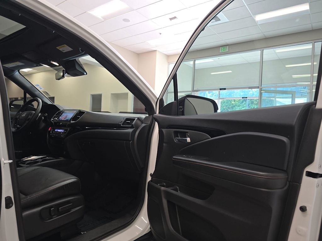 Thumbnail: 2022 Honda Ridgeline - 32