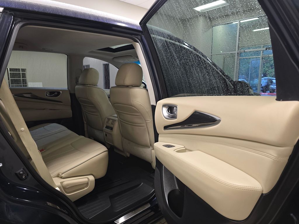 Thumbnail: 2016 INFINITI QX60 - 12