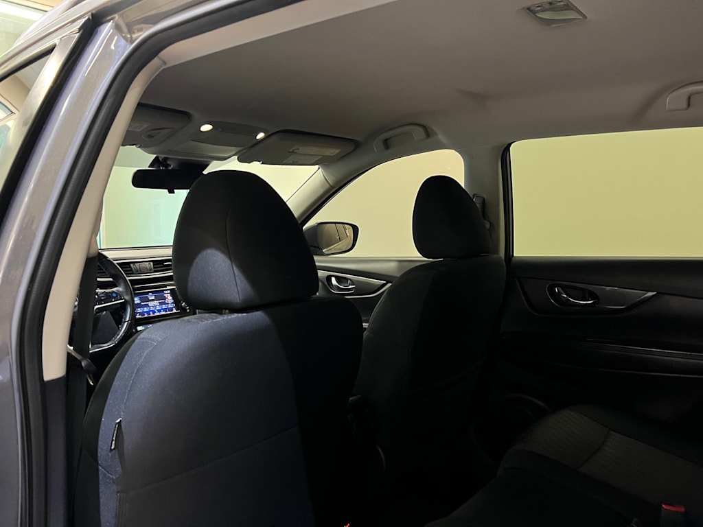 Thumbnail: 2020 Nissan Rogue - 12