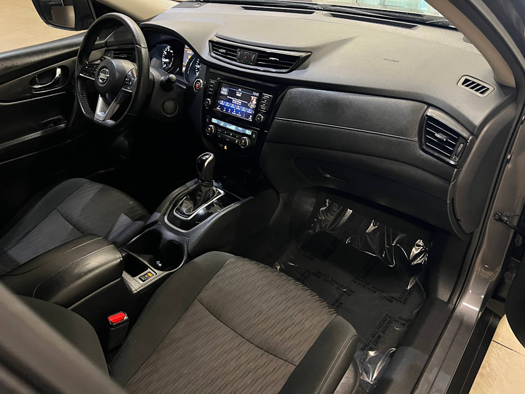 Thumbnail: 2020 Nissan Rogue - 14