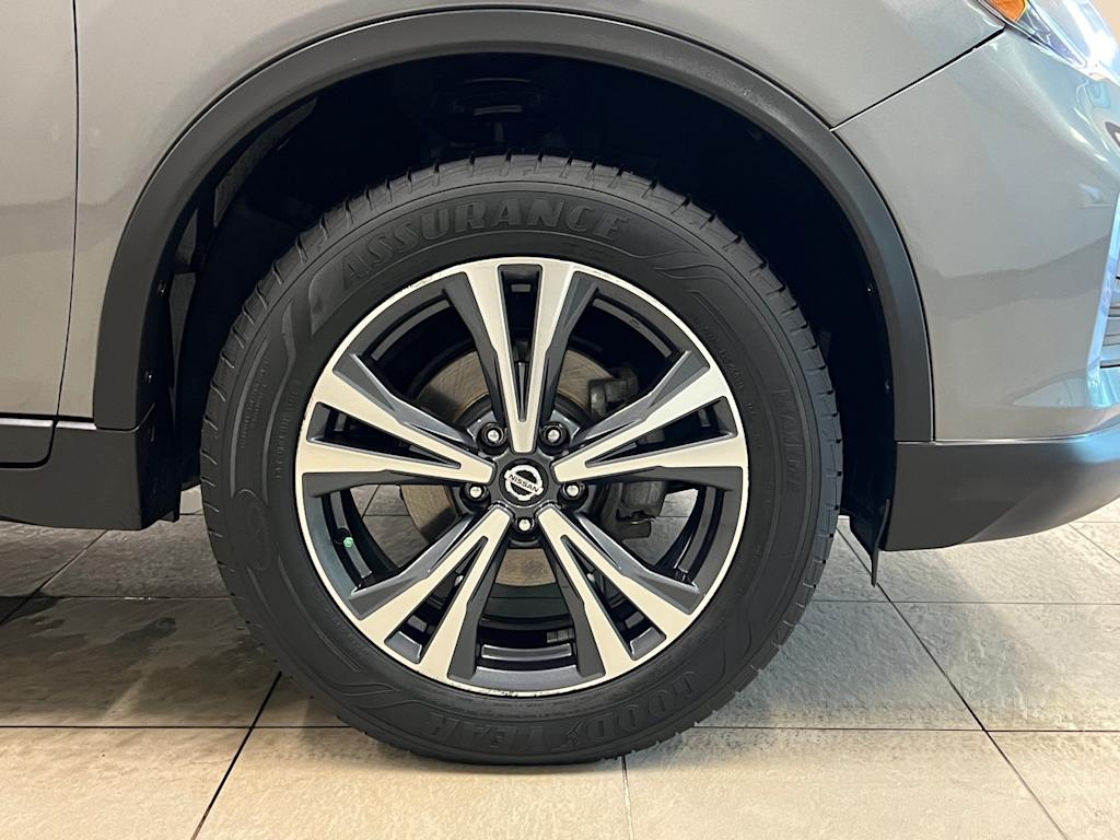 Thumbnail: 2020 Nissan Rogue - 8