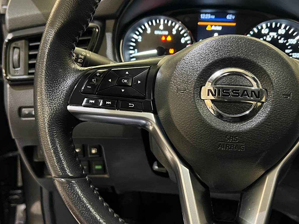 Thumbnail: 2020 Nissan Rogue - 25