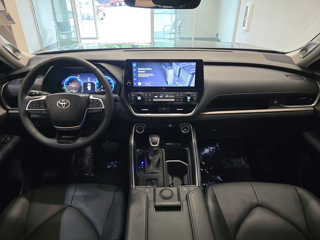 Thumbnail: 2026 Toyota Grand Highlander - 10