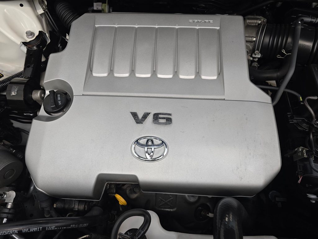Thumbnail: 2012 Toyota Highlander - 8