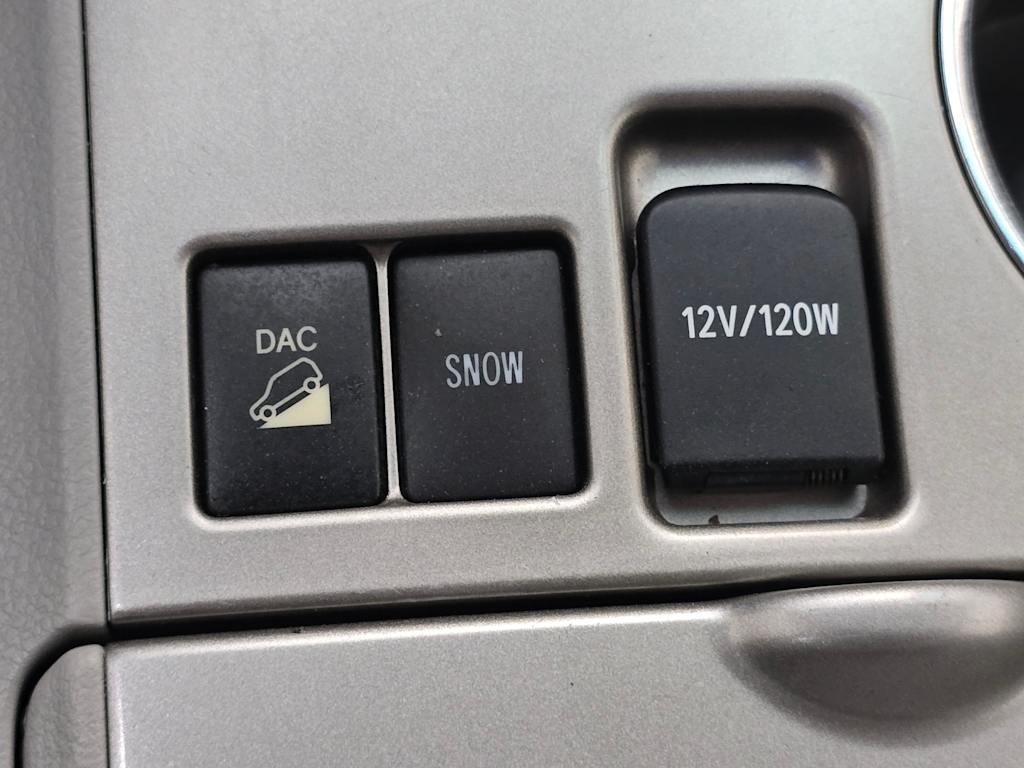 Thumbnail: 2012 Toyota Highlander - 24