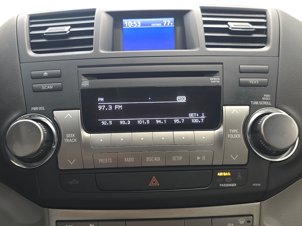 Thumbnail: 2012 Toyota Highlander - 22