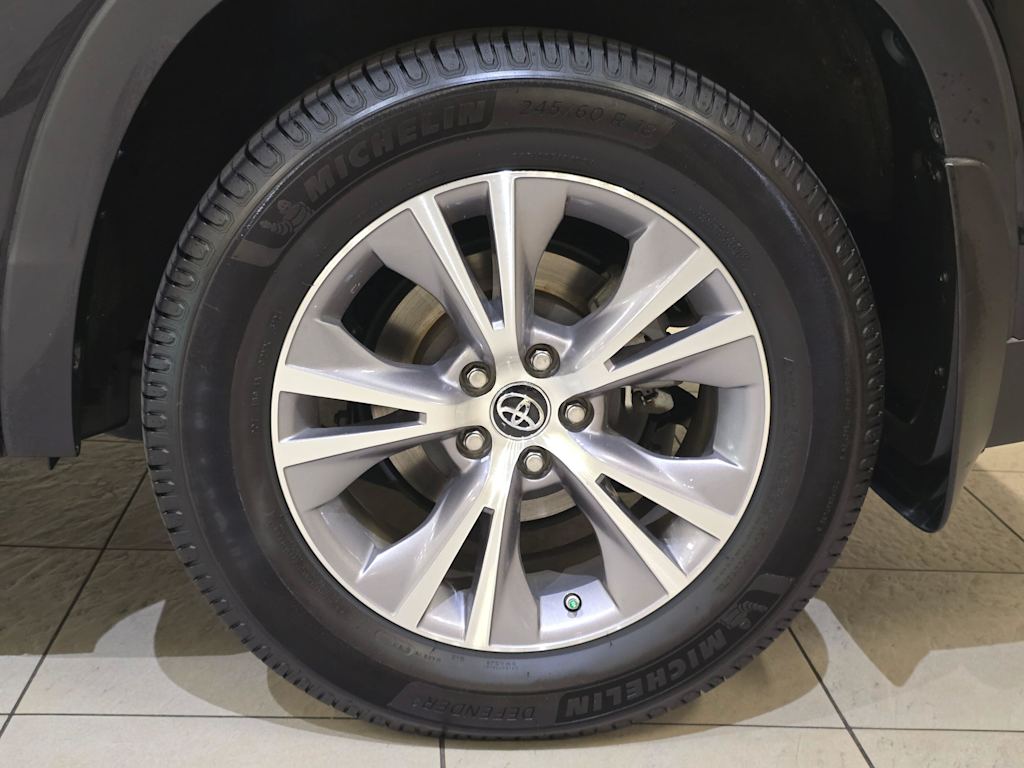 Thumbnail: 2016 Toyota Highlander - 7