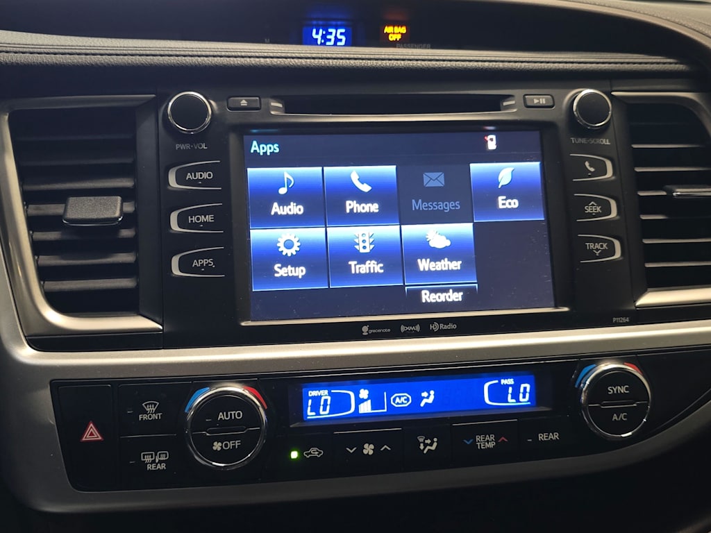Thumbnail: 2016 Toyota Highlander - 22