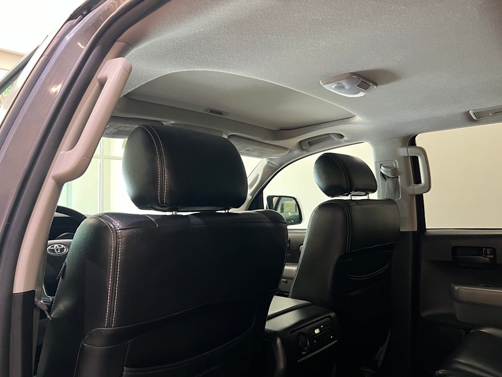 Thumbnail: 2018 Toyota Sequoia - 11