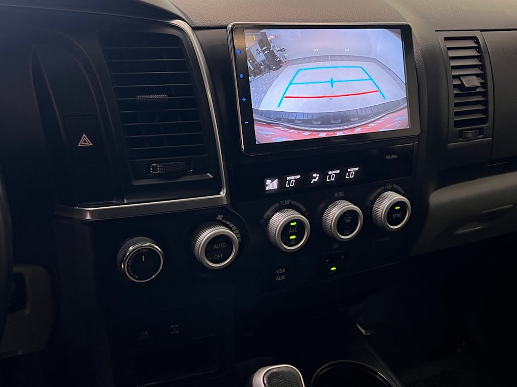 Thumbnail: 2018 Toyota Sequoia - 27