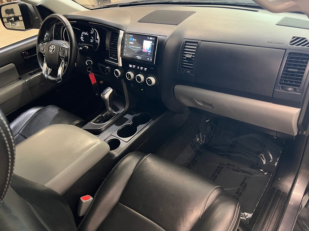 Thumbnail: 2018 Toyota Sequoia - 15