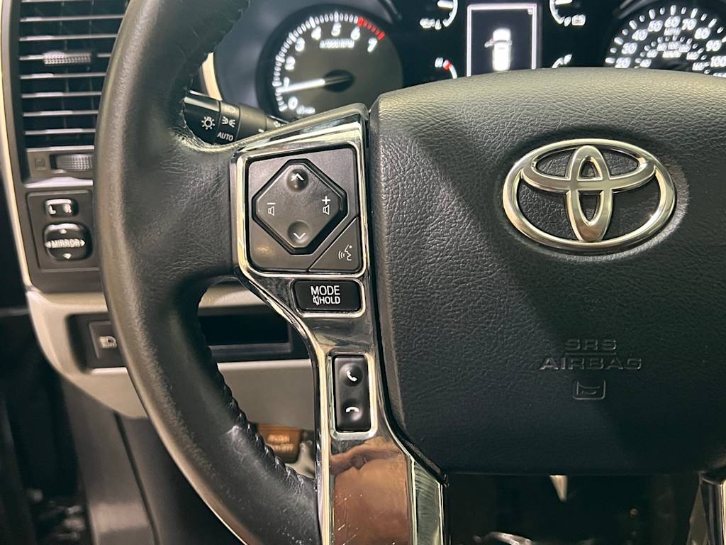 Thumbnail: 2018 Toyota Sequoia - 26