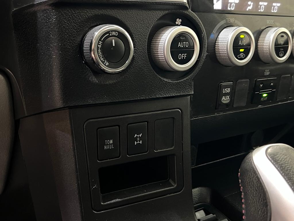 Thumbnail: 2018 Toyota Sequoia - 28
