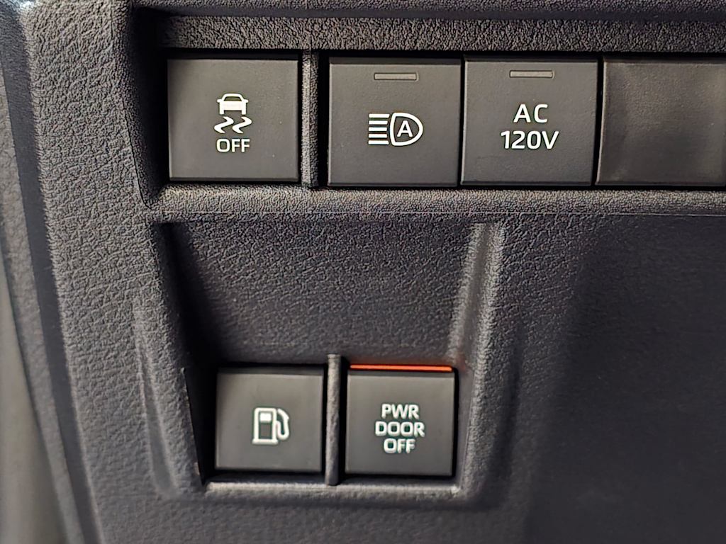 Thumbnail: 2025 Toyota Sienna - 26