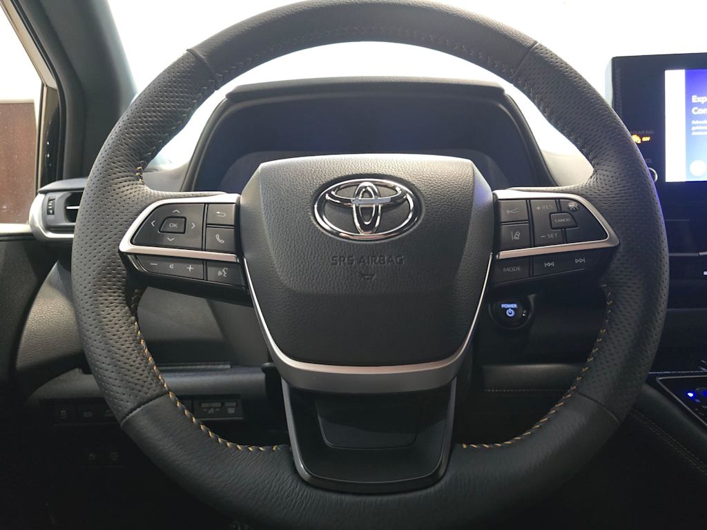 Thumbnail: 2025 Toyota Sienna - 14