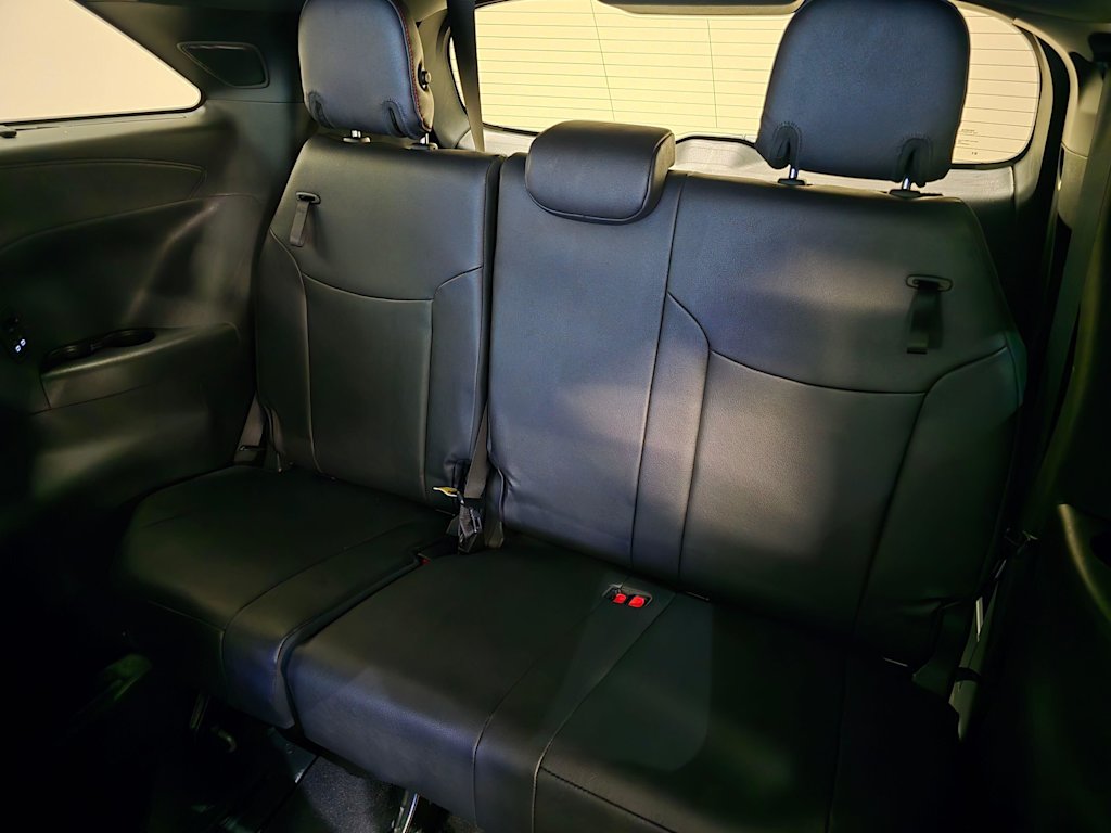 Thumbnail: 2025 Toyota Sienna - 28