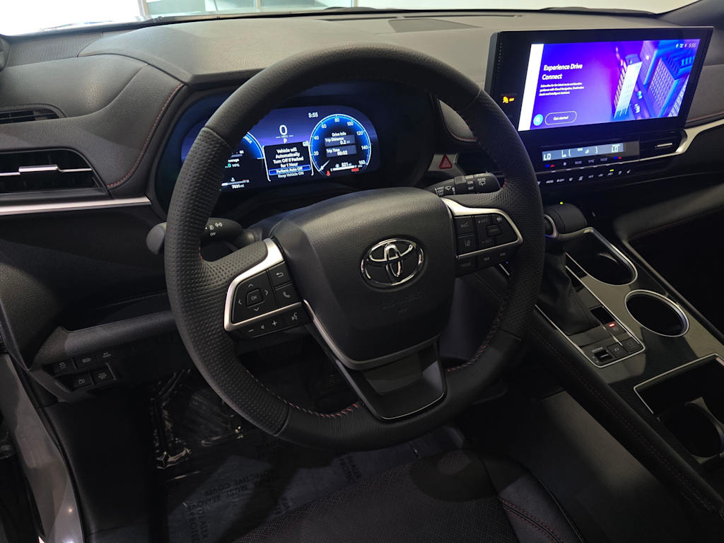 Thumbnail: 2025 Toyota Sienna - 2