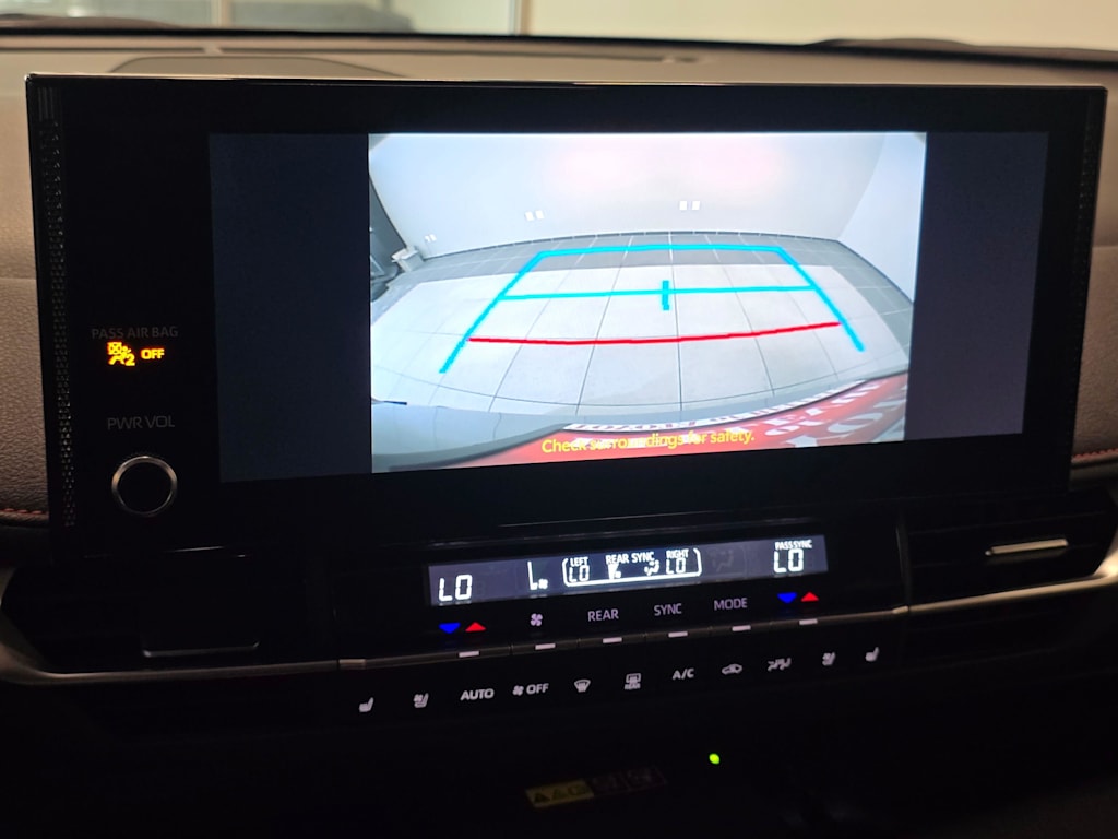 Thumbnail: 2025 Toyota Sienna - 16