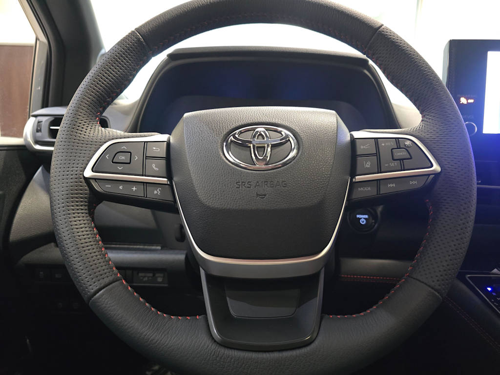 Thumbnail: 2025 Toyota Sienna - 14