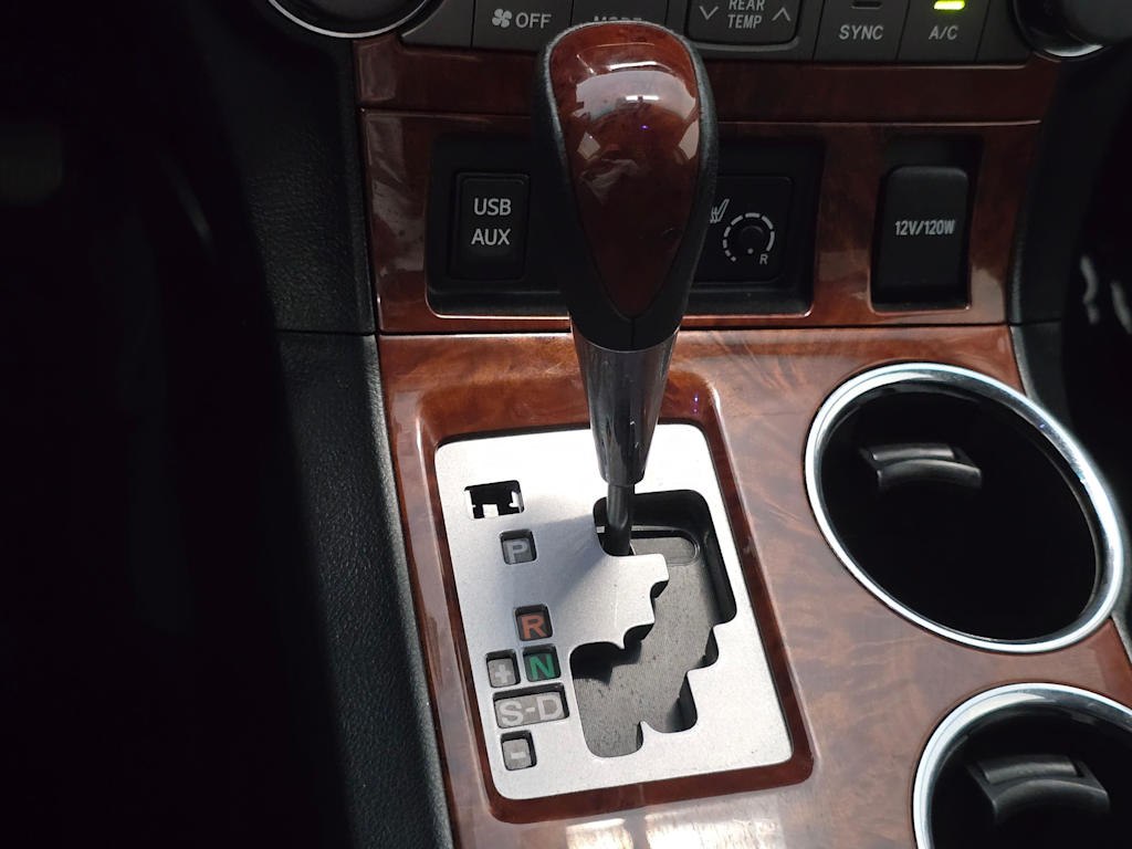 Thumbnail: 2013 Toyota Highlander - 16