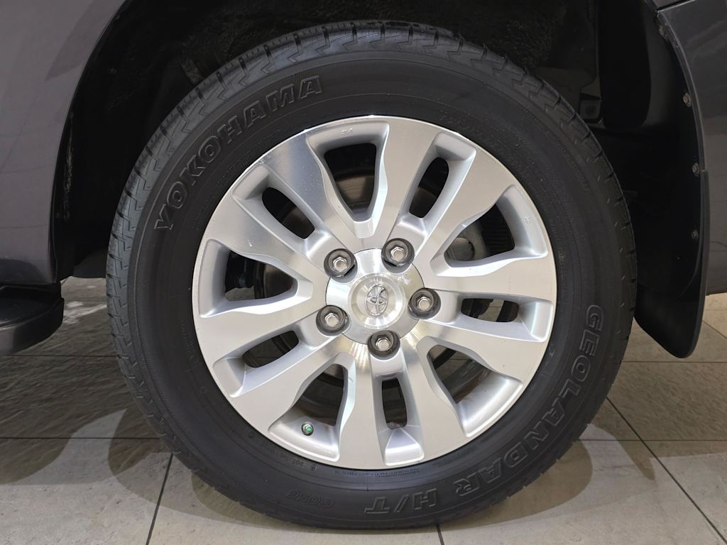 Thumbnail: 2012 Toyota Sequoia - 7
