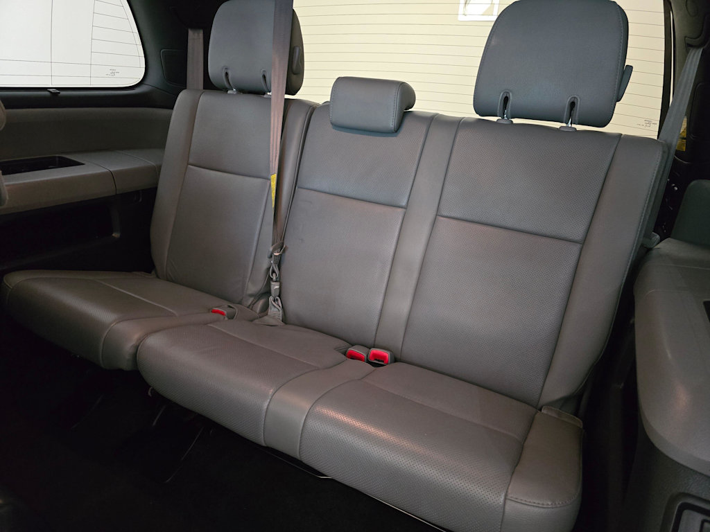 Thumbnail: 2012 Toyota Sequoia - 32
