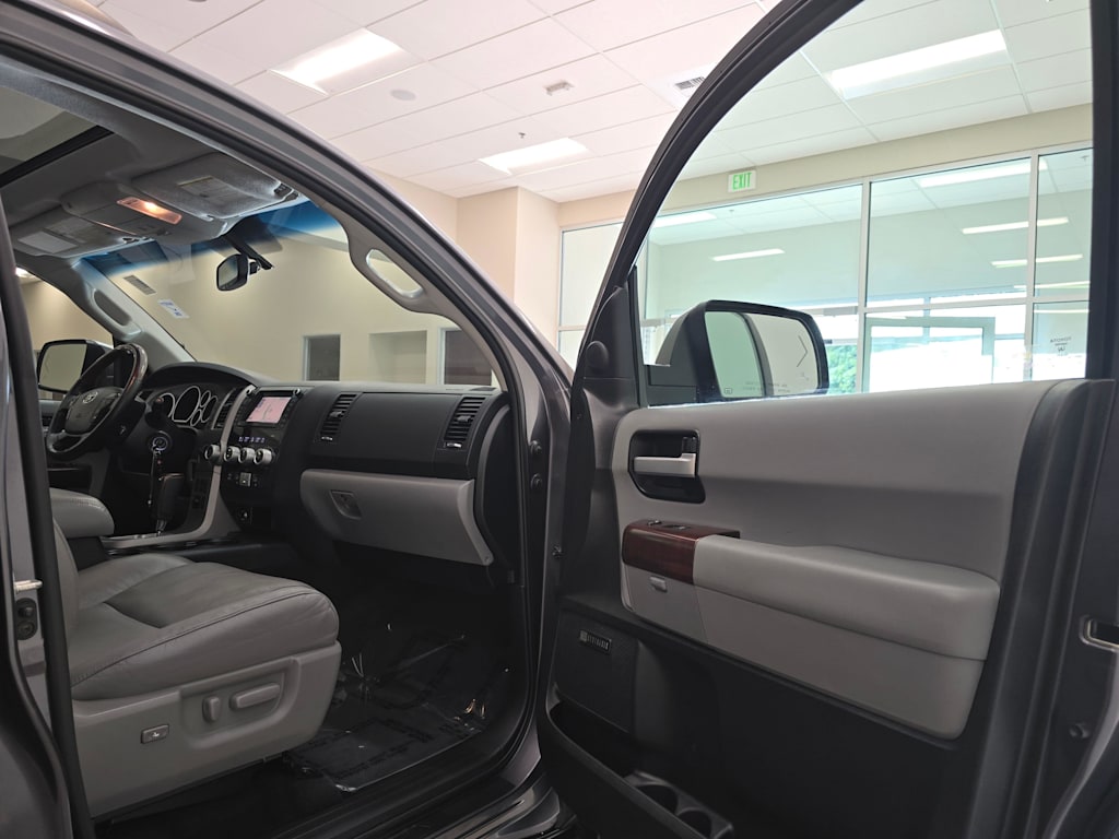 Thumbnail: 2012 Toyota Sequoia - 35