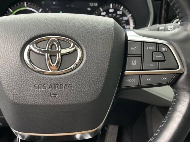 2021 Toyota Highlander Platinum 26