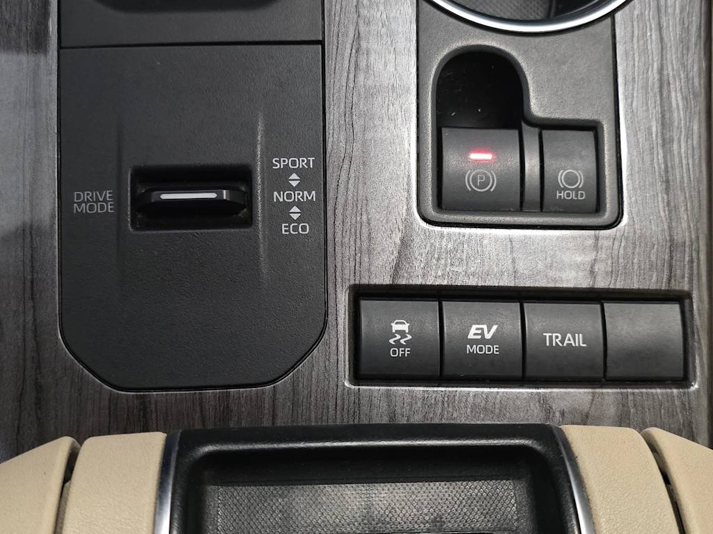 Thumbnail: 2020 Toyota Highlander - 23