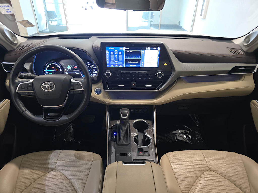 Thumbnail: 2020 Toyota Highlander - 9
