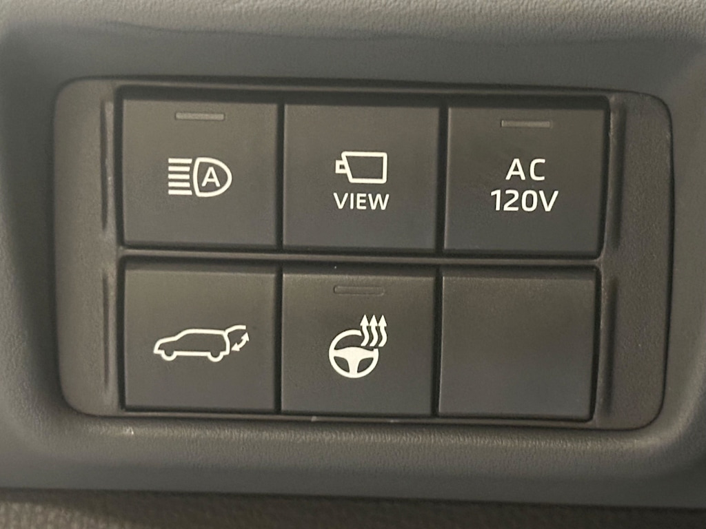 Thumbnail: 2025 Toyota Highlander - 25