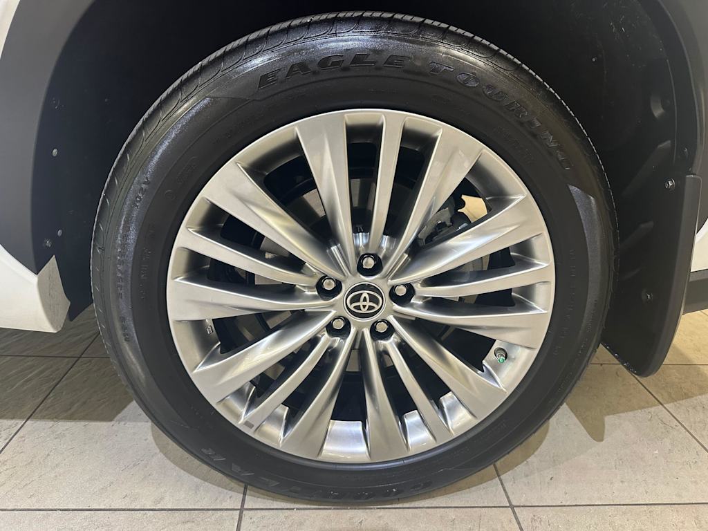 Thumbnail: 2025 Toyota Highlander - 8