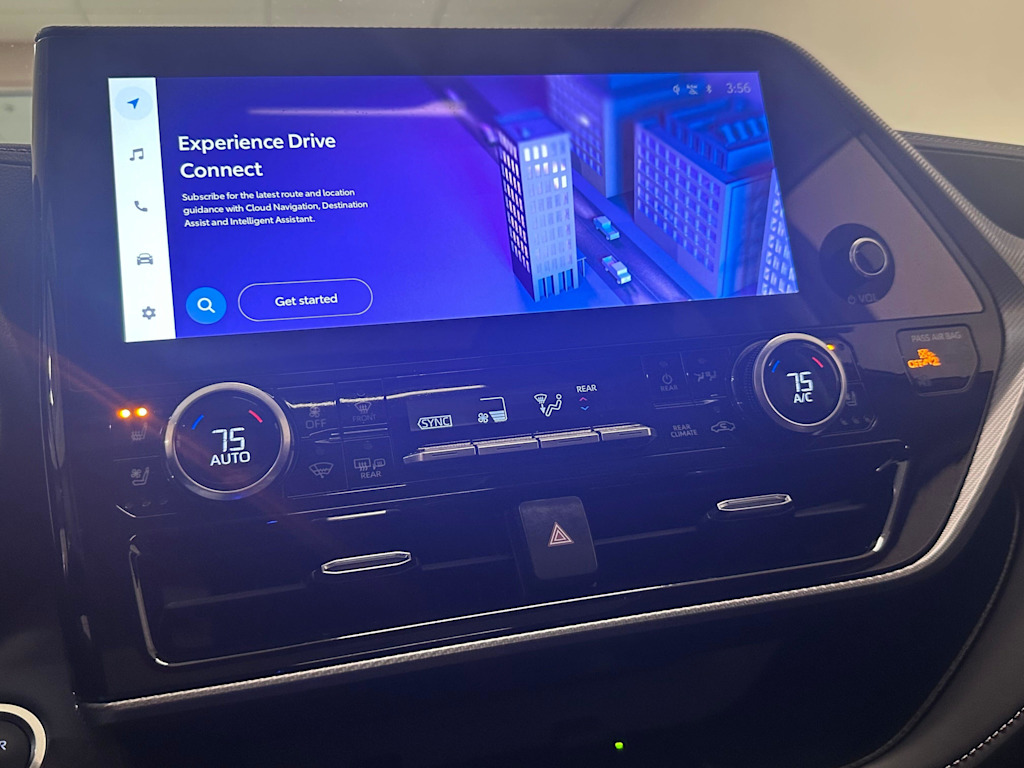 Thumbnail: 2025 Toyota Highlander - 23