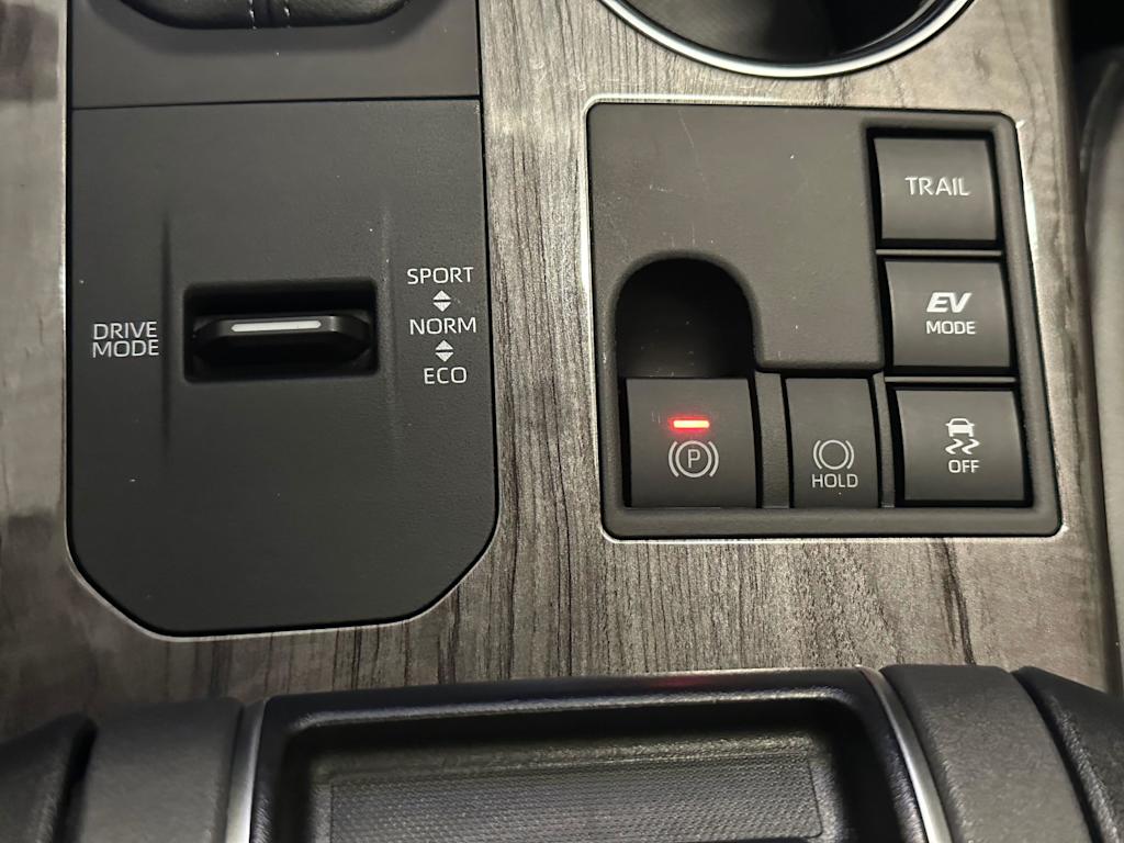 Thumbnail: 2025 Toyota Highlander - 24