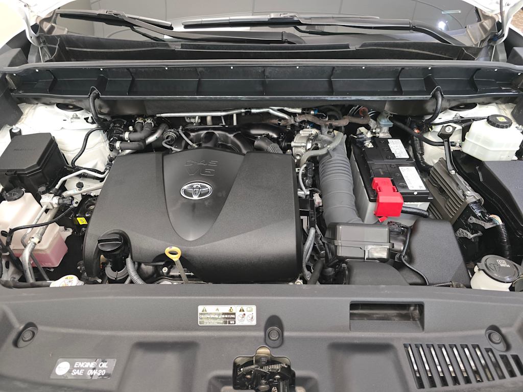Thumbnail: 2020 Toyota Highlander - 9