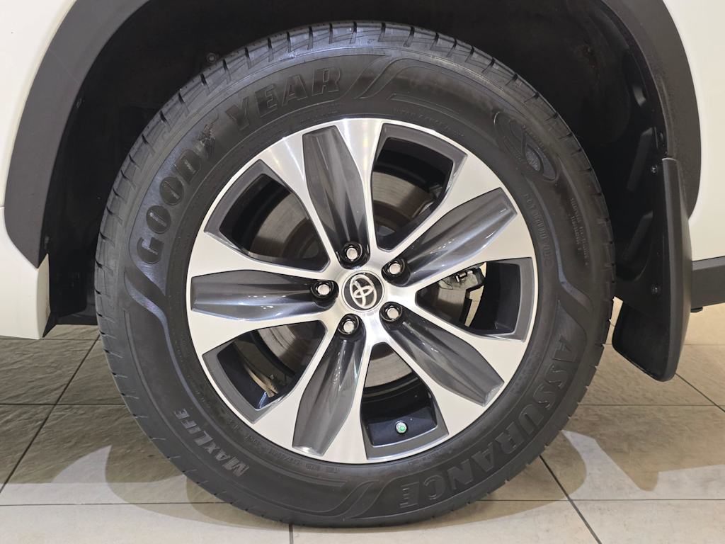 Thumbnail: 2020 Toyota Highlander - 8