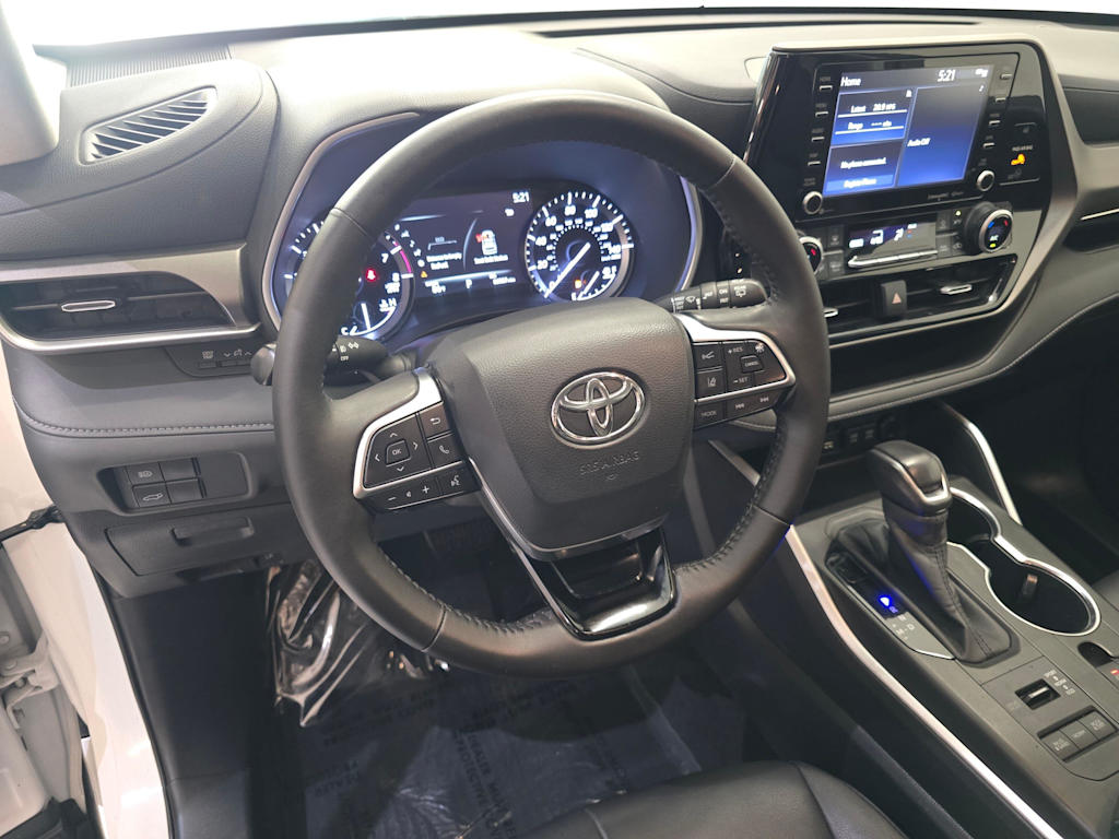Thumbnail: 2020 Toyota Highlander - 2
