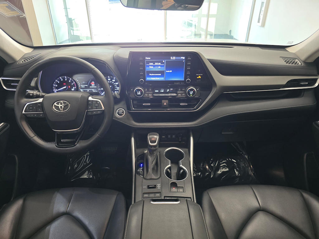 Thumbnail: 2020 Toyota Highlander - 10
