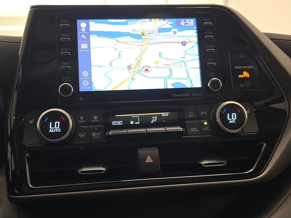 Thumbnail: 2020 Toyota Highlander - 21