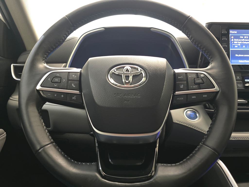 Thumbnail: 2020 Toyota Highlander - 13