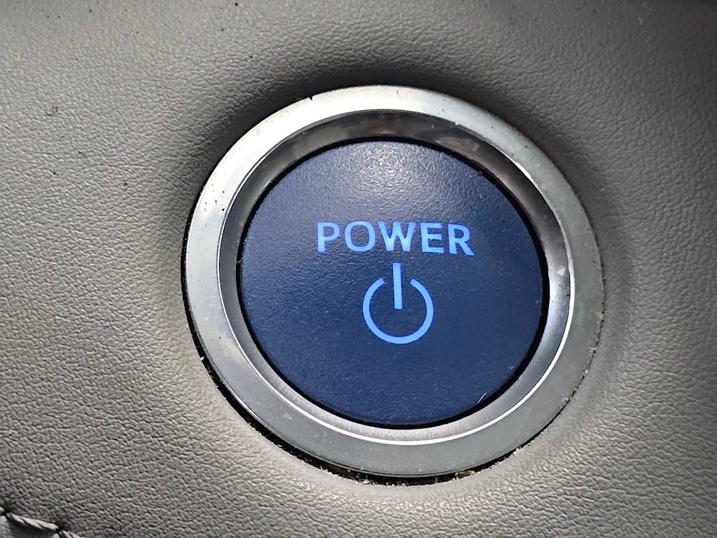 Thumbnail: 2020 Toyota Highlander - 24