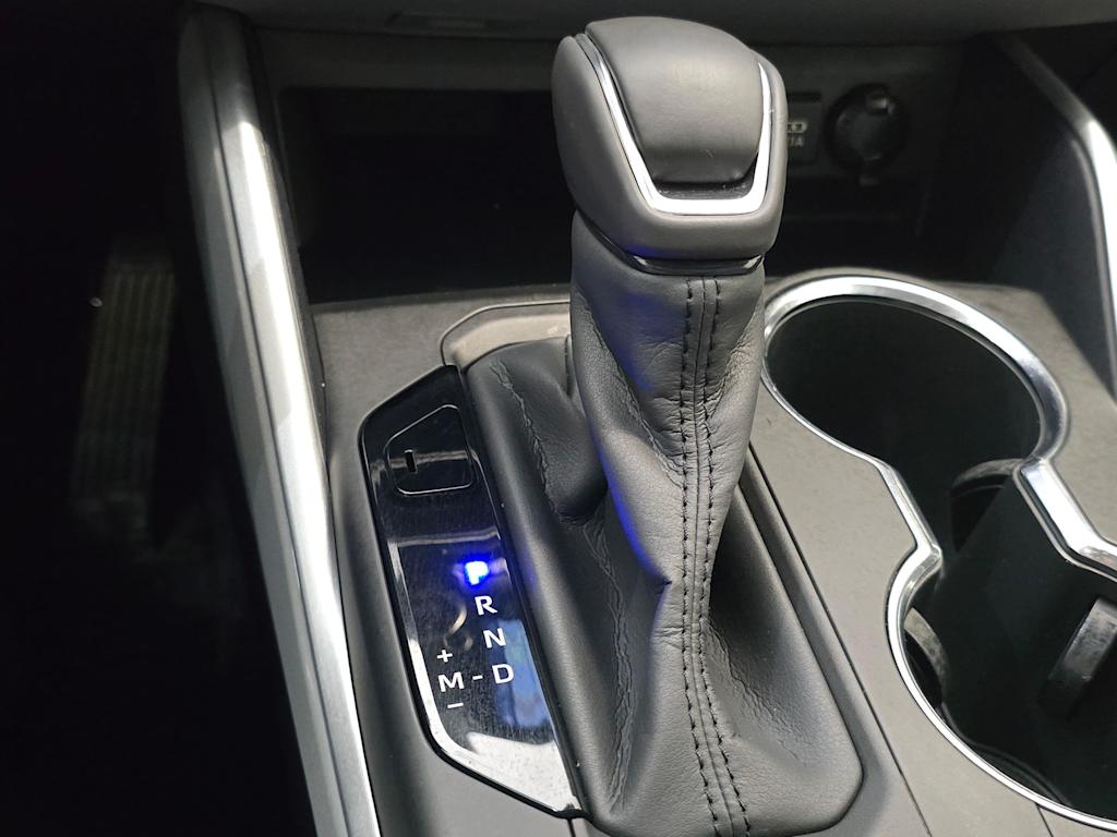 Thumbnail: 2020 Toyota Highlander - 16