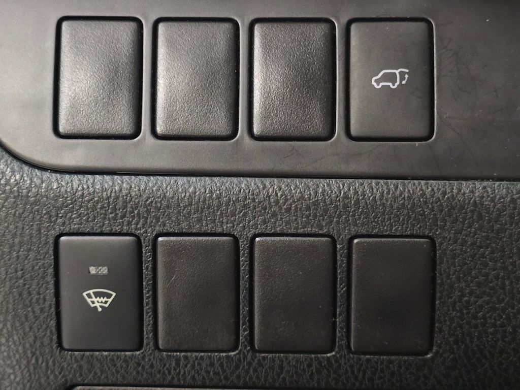 Thumbnail: 2014 Toyota Highlander - 25